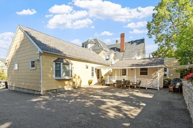 $579,900 | 158 Lowell Street, Unit 4, Peabody, MA 01960