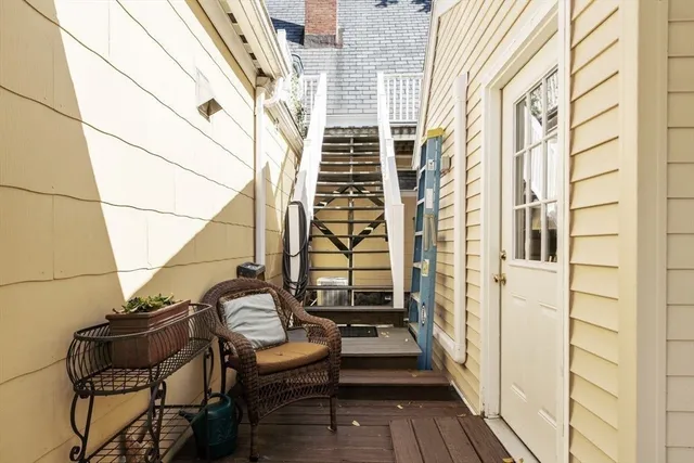 $579,900 | 158 Lowell Street, Unit 4, Peabody, MA 01960