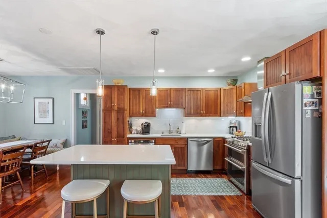 $579,900 | 158 Lowell Street, Unit 4, Peabody, MA 01960