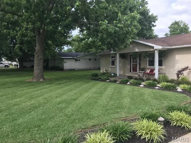 $279,999 | 216 Sherrie Drive, Sikeston, MO 63801