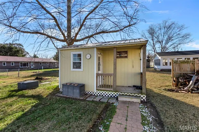 $279,999 | 216 Sherrie Drive, Sikeston, MO 63801