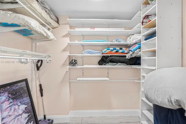 $195,000 | 609 Northeast 14th Avenue, Unit 603, Hallandale Beach, FL 33009