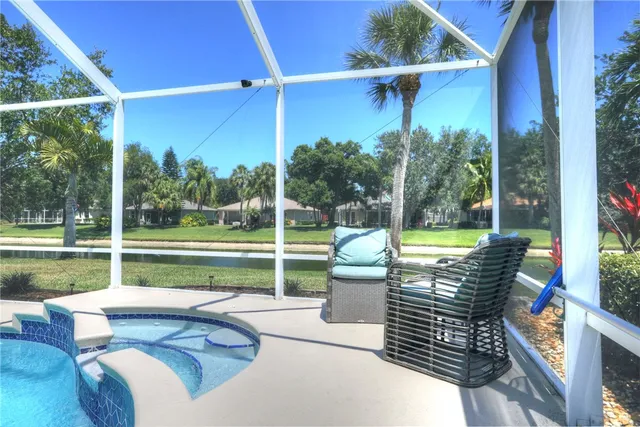 $584,000 | 632 Hatteras Court Southwest, Vero Beach, FL 32968