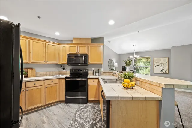 $664,000 | 10500 221st Lane Northeast, Unit 202, Redmond, WA 98053