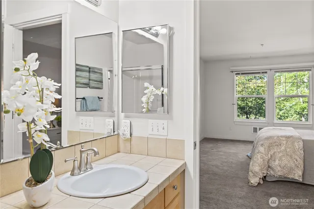 $664,000 | 10500 221st Lane Northeast, Unit 202, Redmond, WA 98053