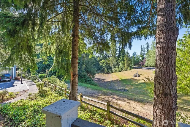 $664,000 | 10500 221st Lane Northeast, Unit 202, Redmond, WA 98053