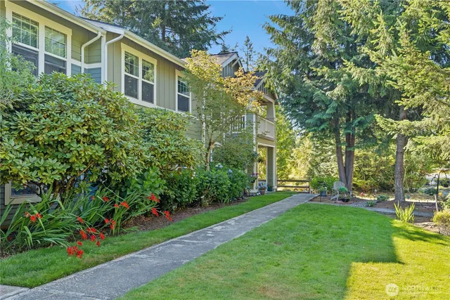 $664,000 | 10500 221st Lane Northeast, Unit 202, Redmond, WA 98053