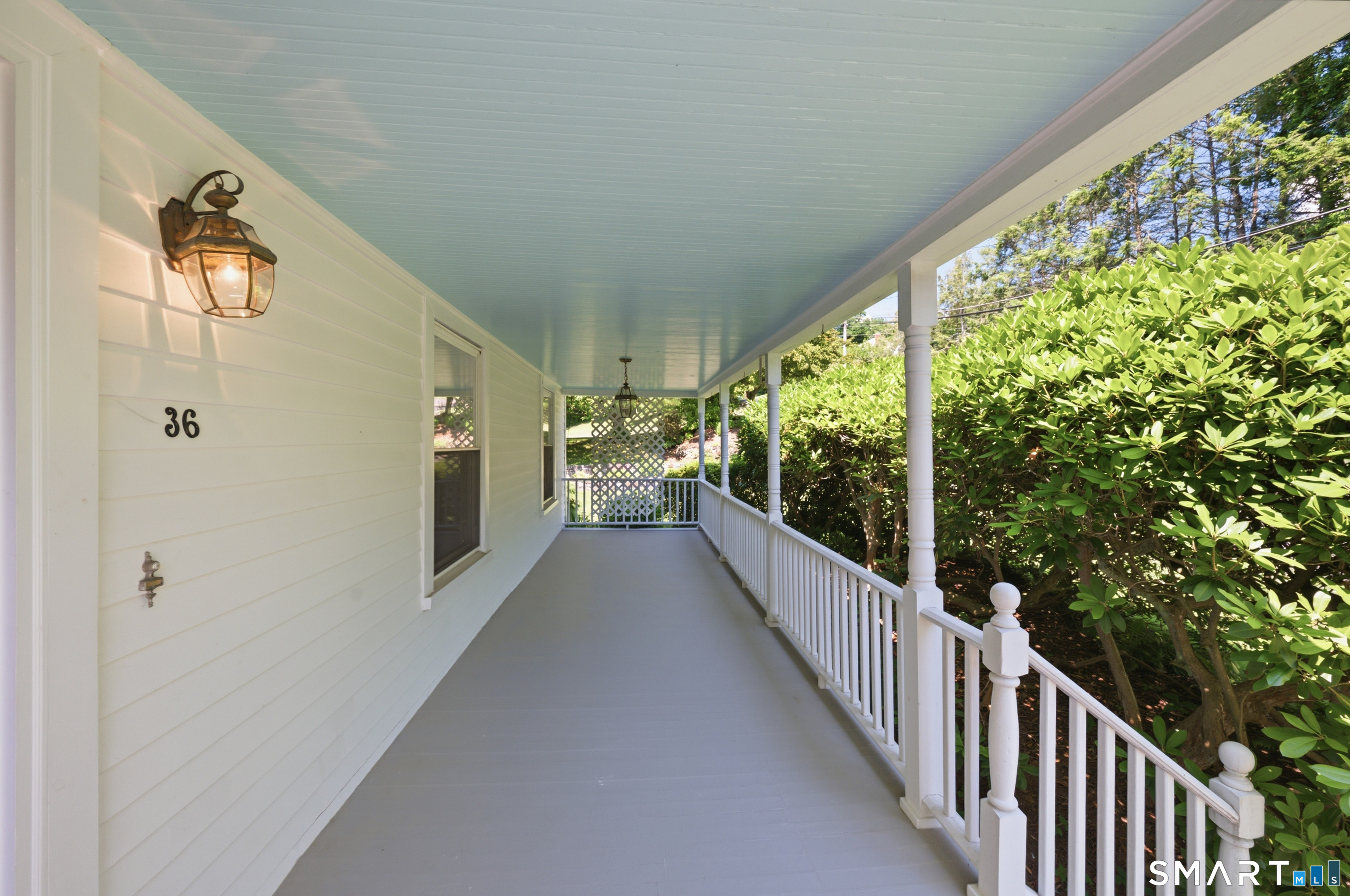 36 Middle River Road Danbury, CT 06811 - Photo 2 of 33