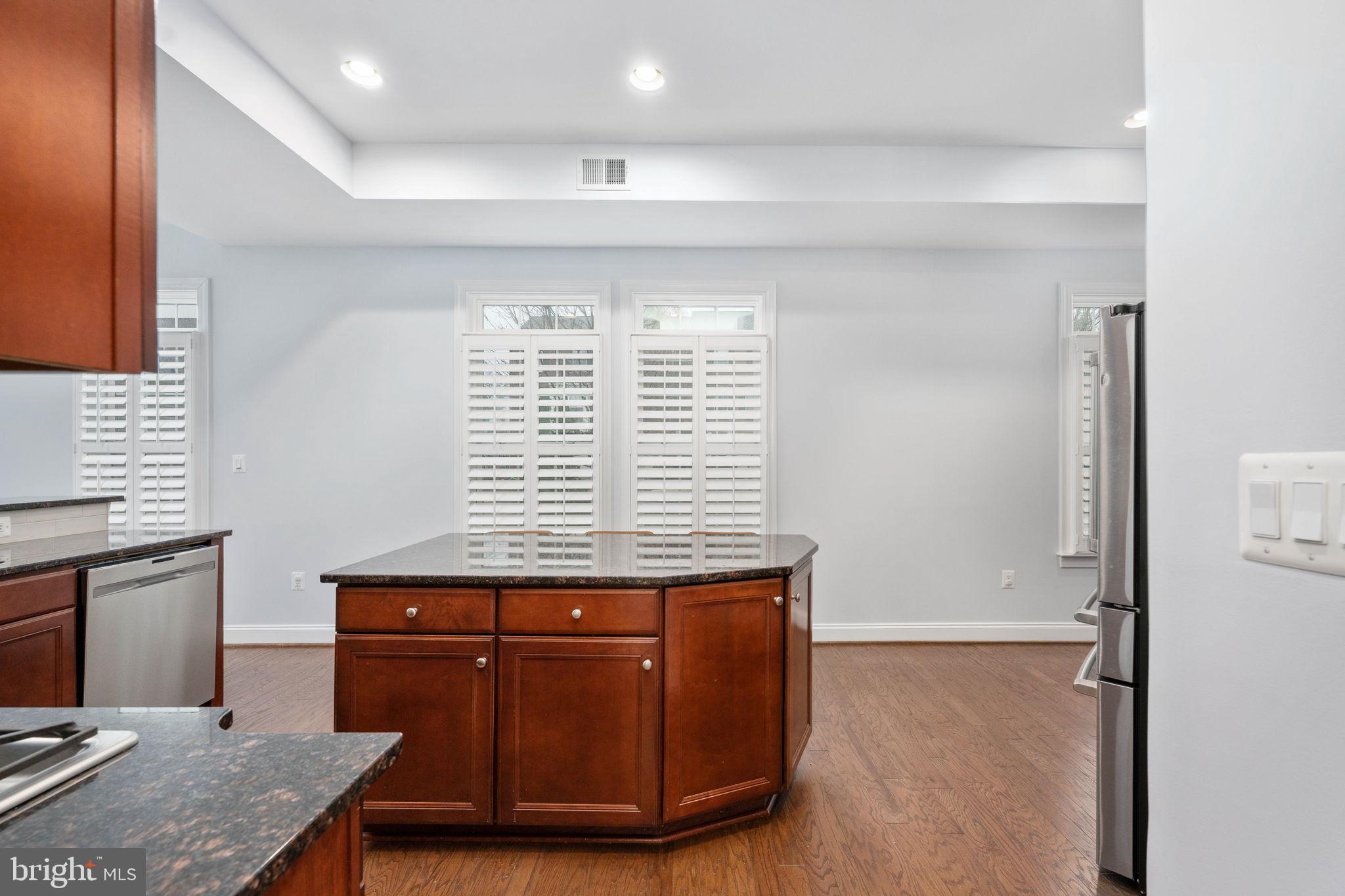 6044 Masondale Road Alexandria, VA 22315 - Photo 24 of 64