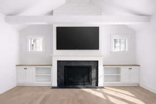 $2,849,000 | 10 Popes Lane, Hingham, MA 02043