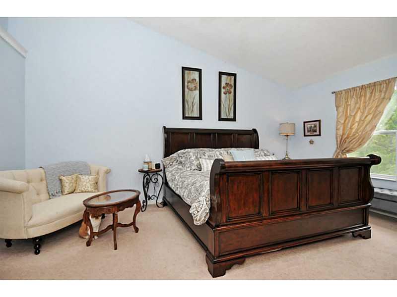 1088 Rural Ridge Drive Cheswick, PA 15024 - Photo 11 of 21 Master Bedroom.