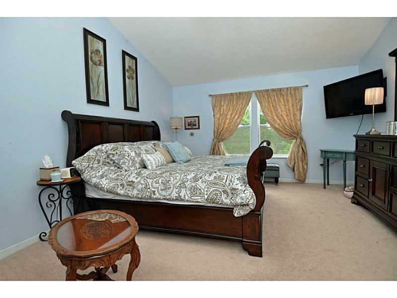 1088 Rural Ridge Drive Cheswick, PA 15024 - Photo 12 of 21 Master Bedroom.