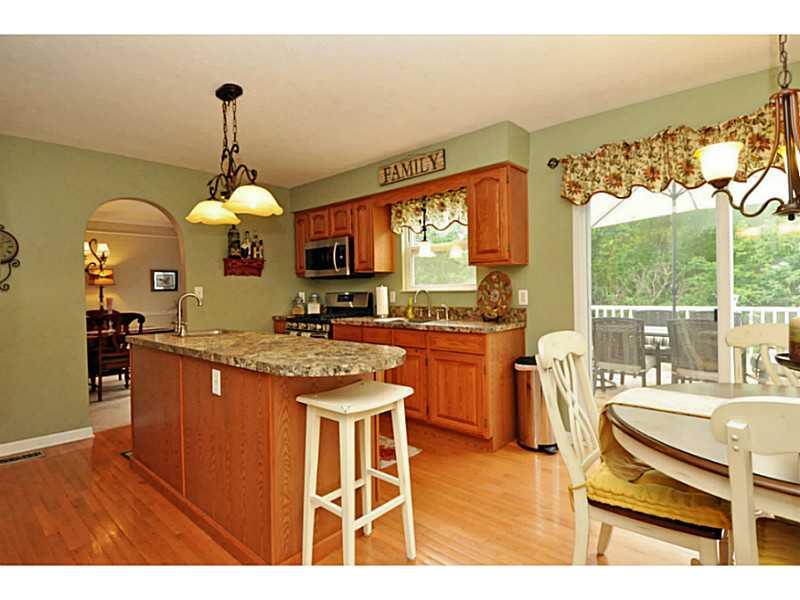 1088 Rural Ridge Drive Cheswick, PA 15024 - Photo 4 of 21 Kitchen.