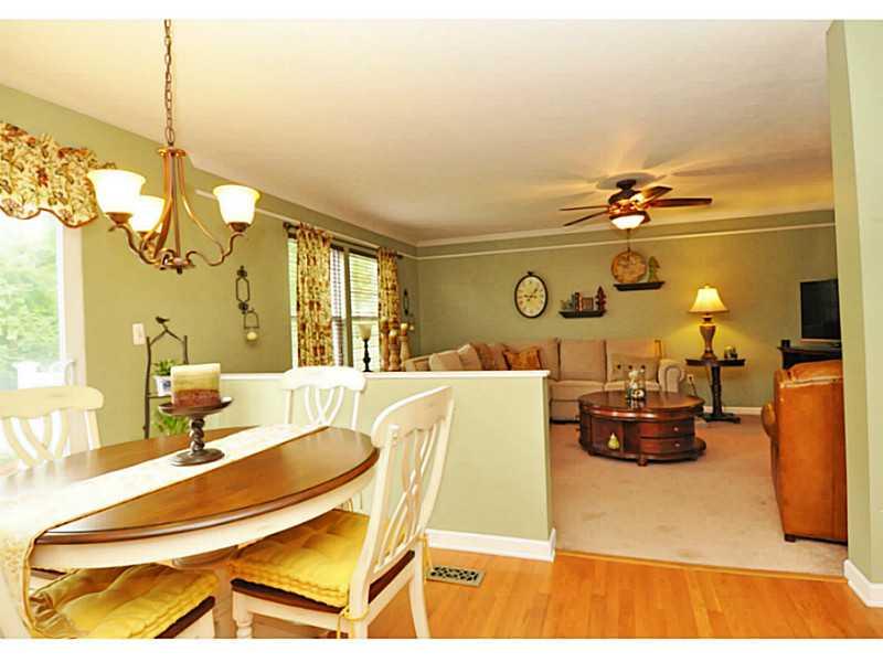 1088 Rural Ridge Drive Cheswick, PA 15024 - Photo 6 of 21 Kitchen.