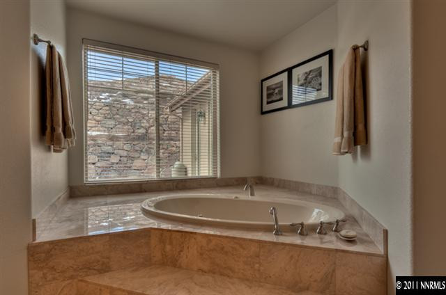 920 Schellbourne Road Reno, NV 89511 - Photo 9 of 13