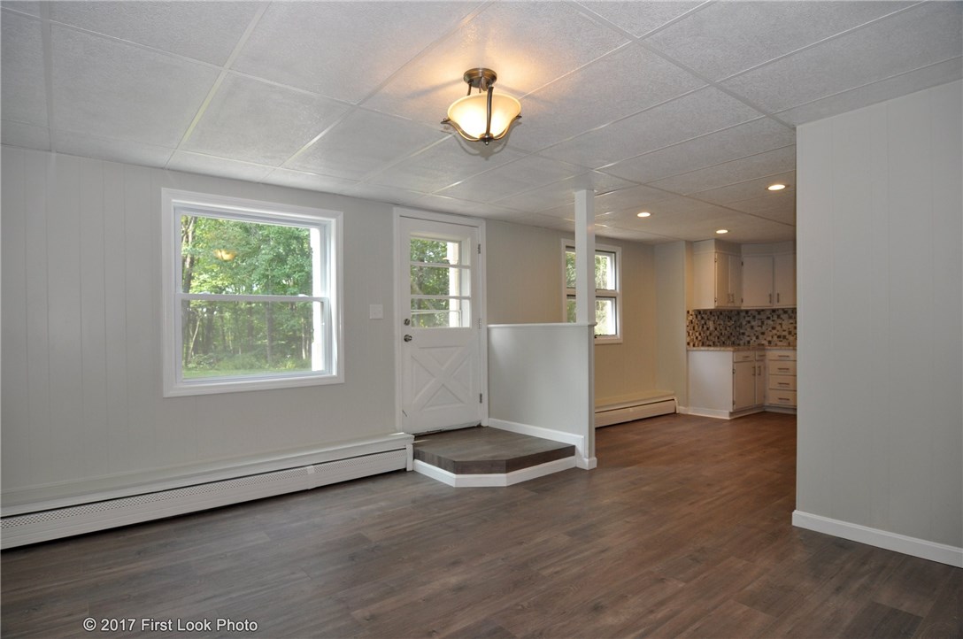 921 Woonsocket Hill Road North Smithfield, RI 02896 - Photo 6 of 31 Gallery Image 6