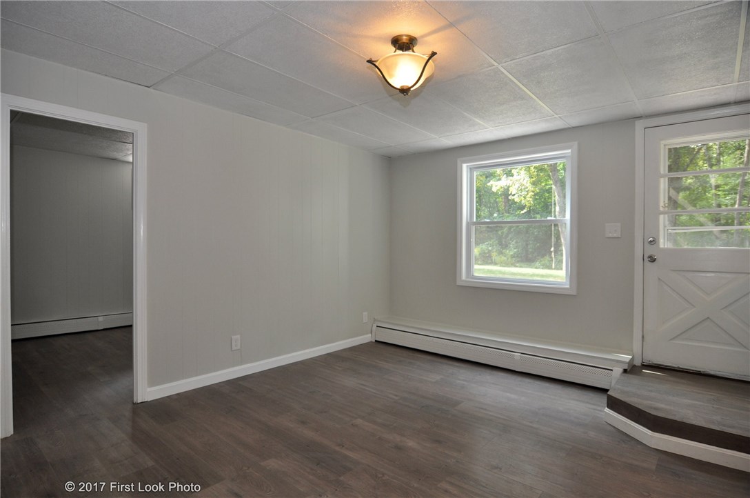921 Woonsocket Hill Road North Smithfield, RI 02896 - Photo 7 of 31 Gallery Image 7