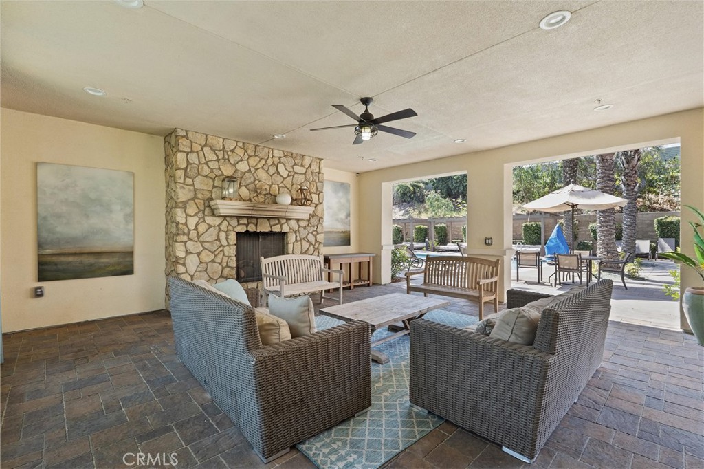 250 West Ridgewood Street Long Beach, CA 90805 - Photo 41 of 44