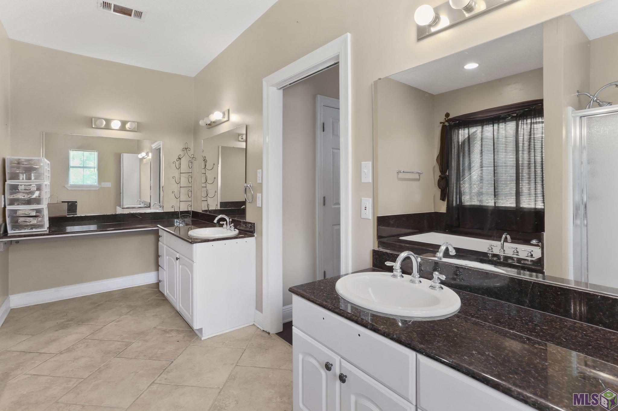9916 Blakemore Avenue Baton Rouge, LA 70810 - Photo 13 of 16 Gallery Image 13