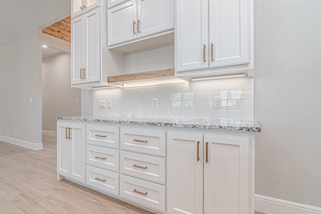 2401 Brandy Hill Road Midland, TX 79707 - Photo 10 of 38 Gallery Image 10