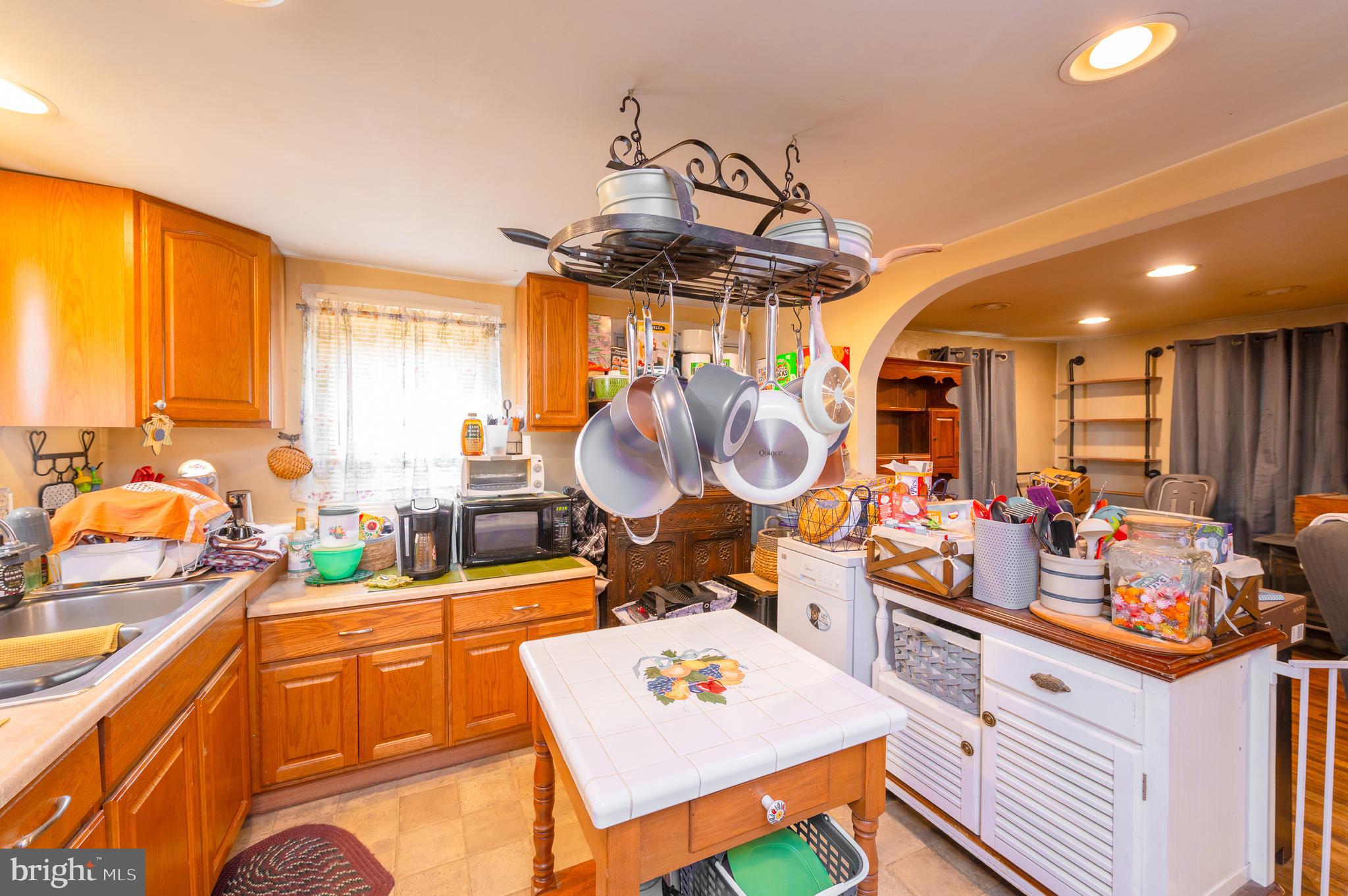 2045 Main Street Lititz, PA 17543 - Photo 4 of 33
