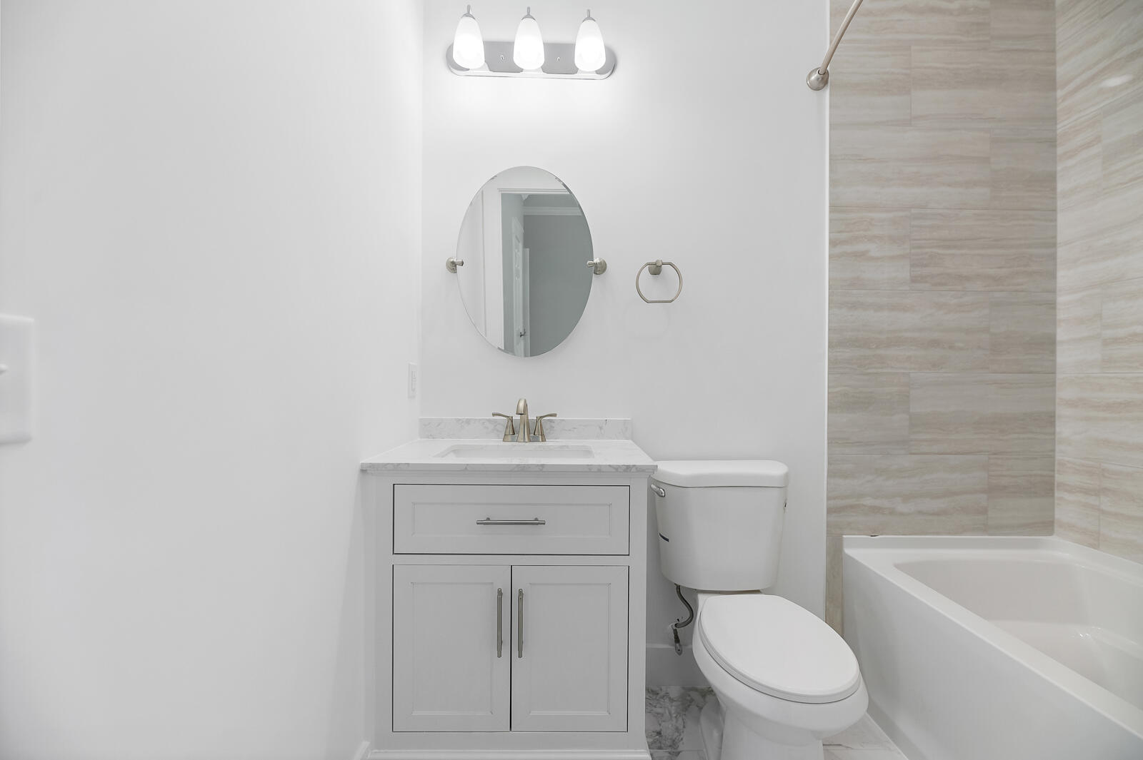 2121 Target Street North Charleston, SC 29406 - Photo 17 of 21 2121 Target Street 32 of 39