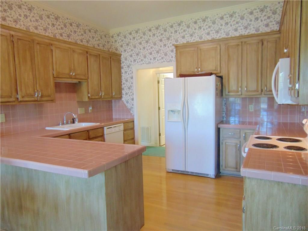 650 Waters Road, Unit 8 Salisbury, NC 28146 - Photo 4 of 29 Gallery Image 4
