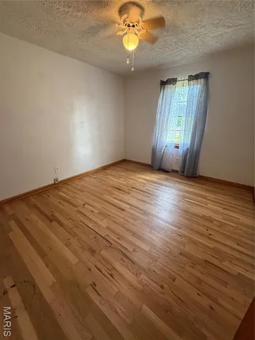 $189,900 | 1420 West Centennial Avenue, Bowling Green, MO 63334