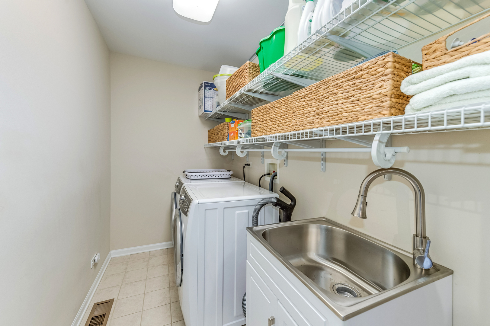 808 Linden Circle Hoffman Estates, IL 60169 - Photo 25 of 31