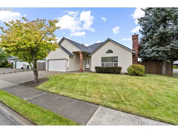 $547,000 | 556 Southeast 10th Avenue, Canby, OR 97013