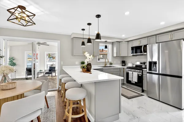 $450,000 | 40 Duncan Street, Fall River, MA 02721