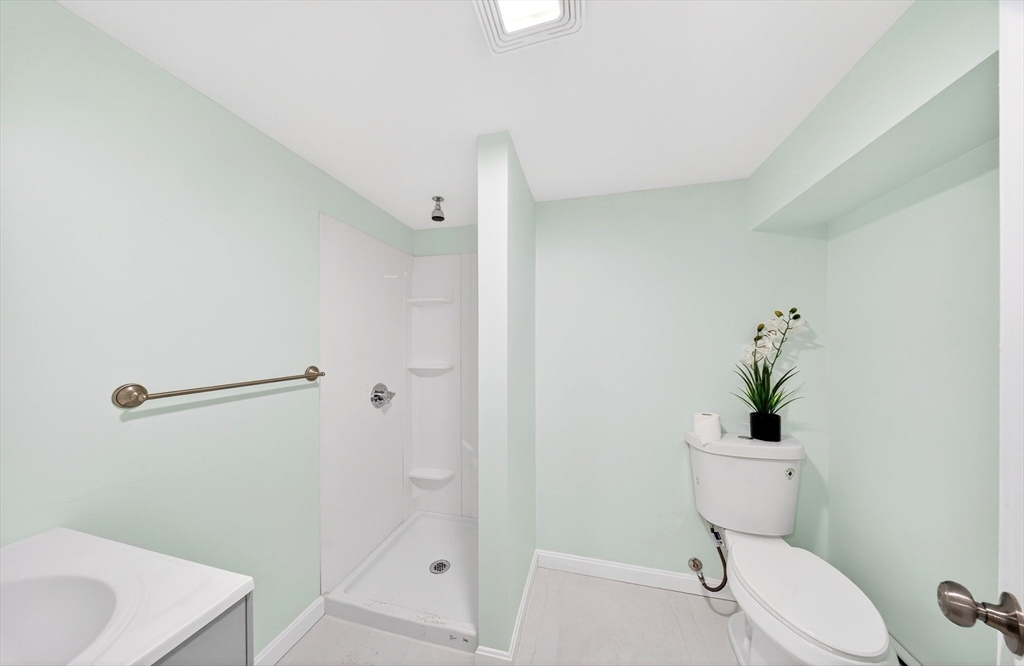 40 Duncan Street Fall River, MA 02721 - Photo 33 of 40