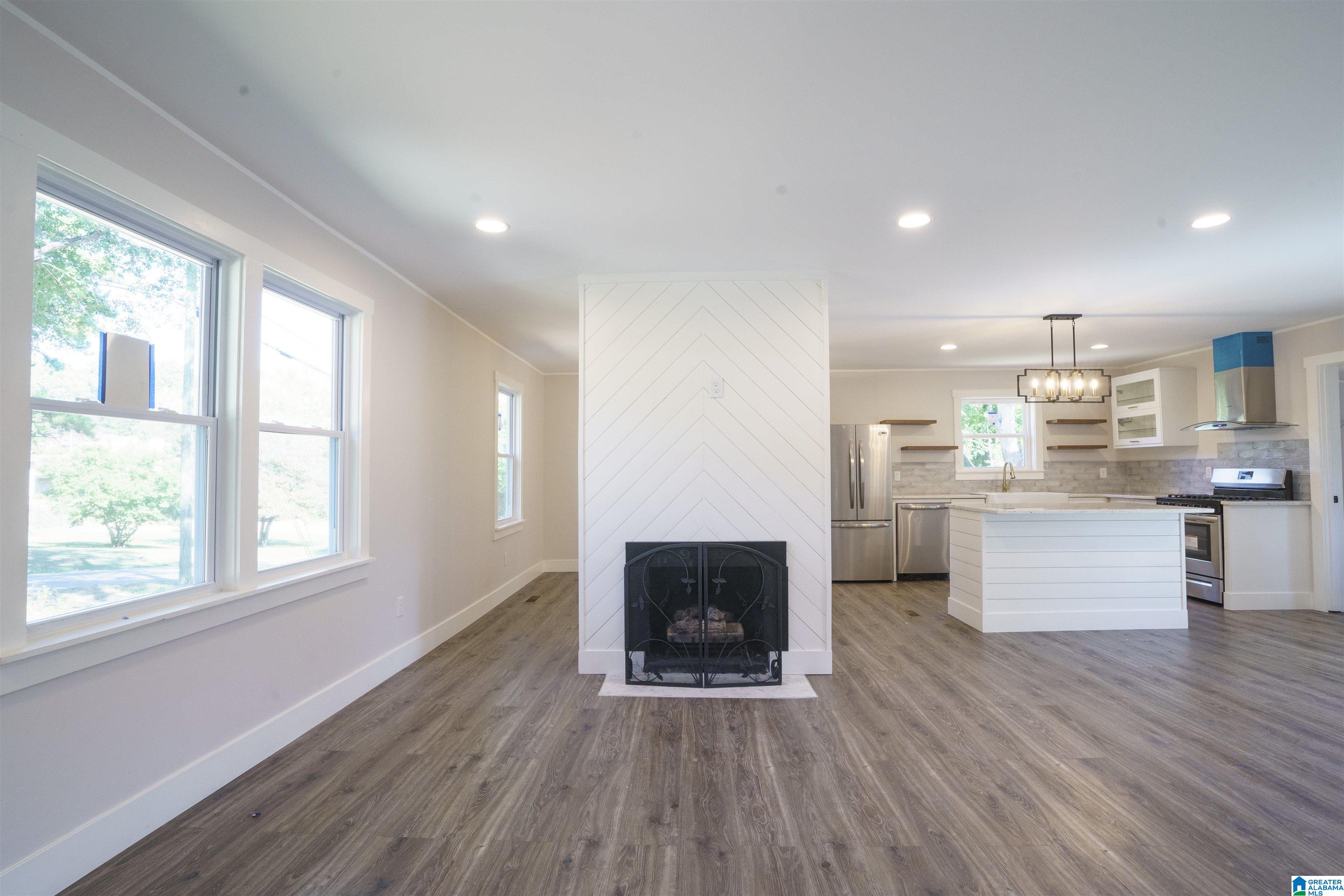 2301 Reed Road Northeast Birmingham, AL 35215 - Photo 8 of 31