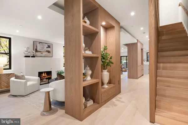$2,895,000 | 2815 Bellevue Terrace Northwest, Washington, DC 20007