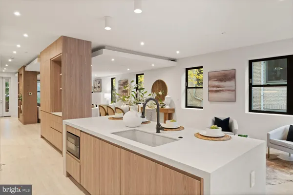 $2,895,000 | 2815 Bellevue Terrace Northwest, Washington, DC 20007