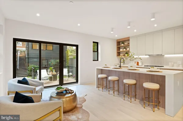 $2,895,000 | 2815 Bellevue Terrace Northwest, Washington, DC 20007