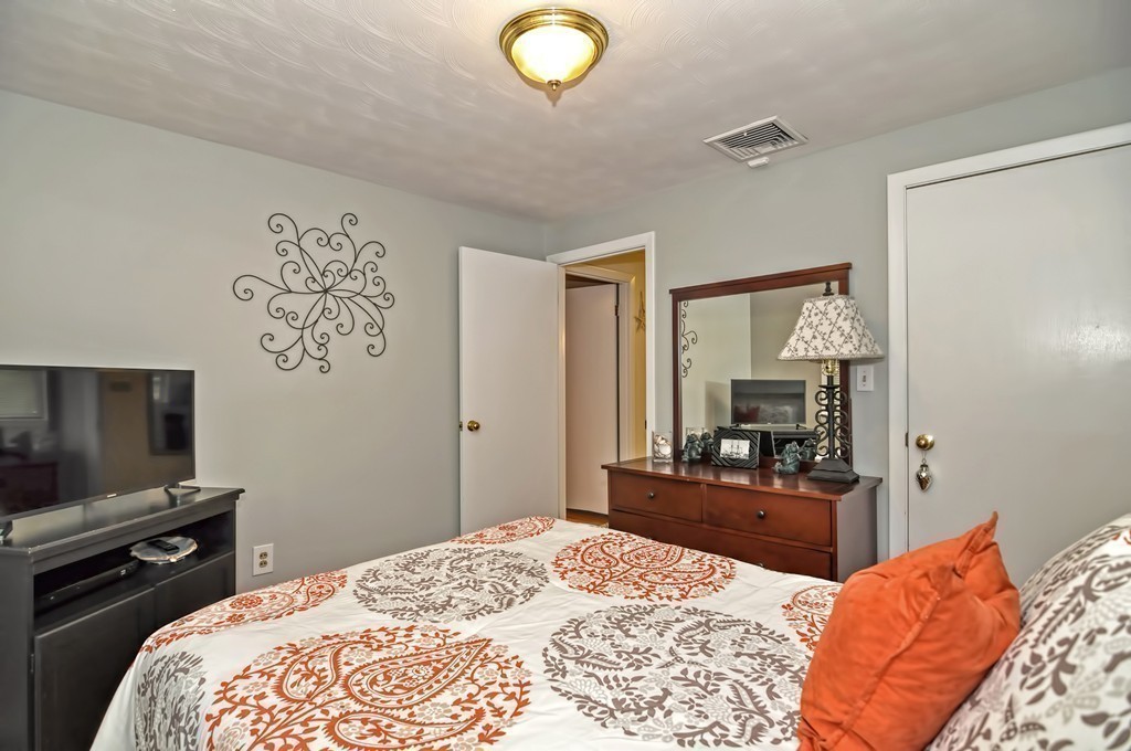 9 Forenza Road Peabody, MA 01960 - Photo 17 of 30 Gallery Image 17