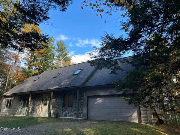 $799,900 | 553 Potter Hill Road, Bolton, NY 12814