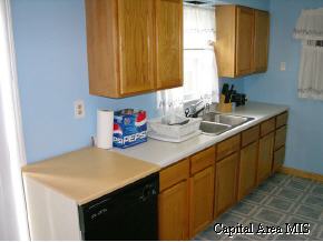 2112 East Converse Street Springfield, IL 62702 - Photo 3 of 4