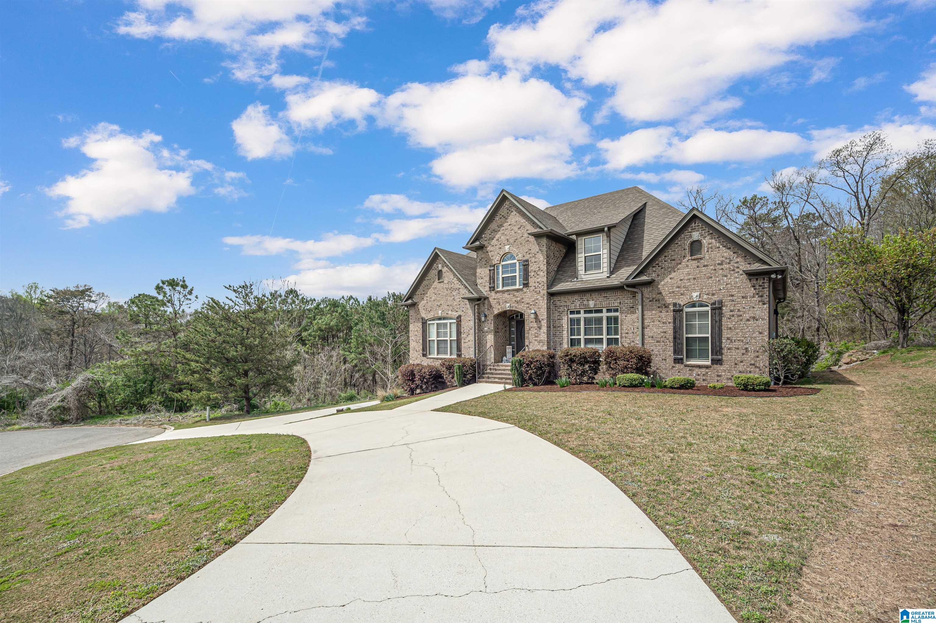 613 Overlook Road Fultondale, AL 35068 - Photo 3 of 56