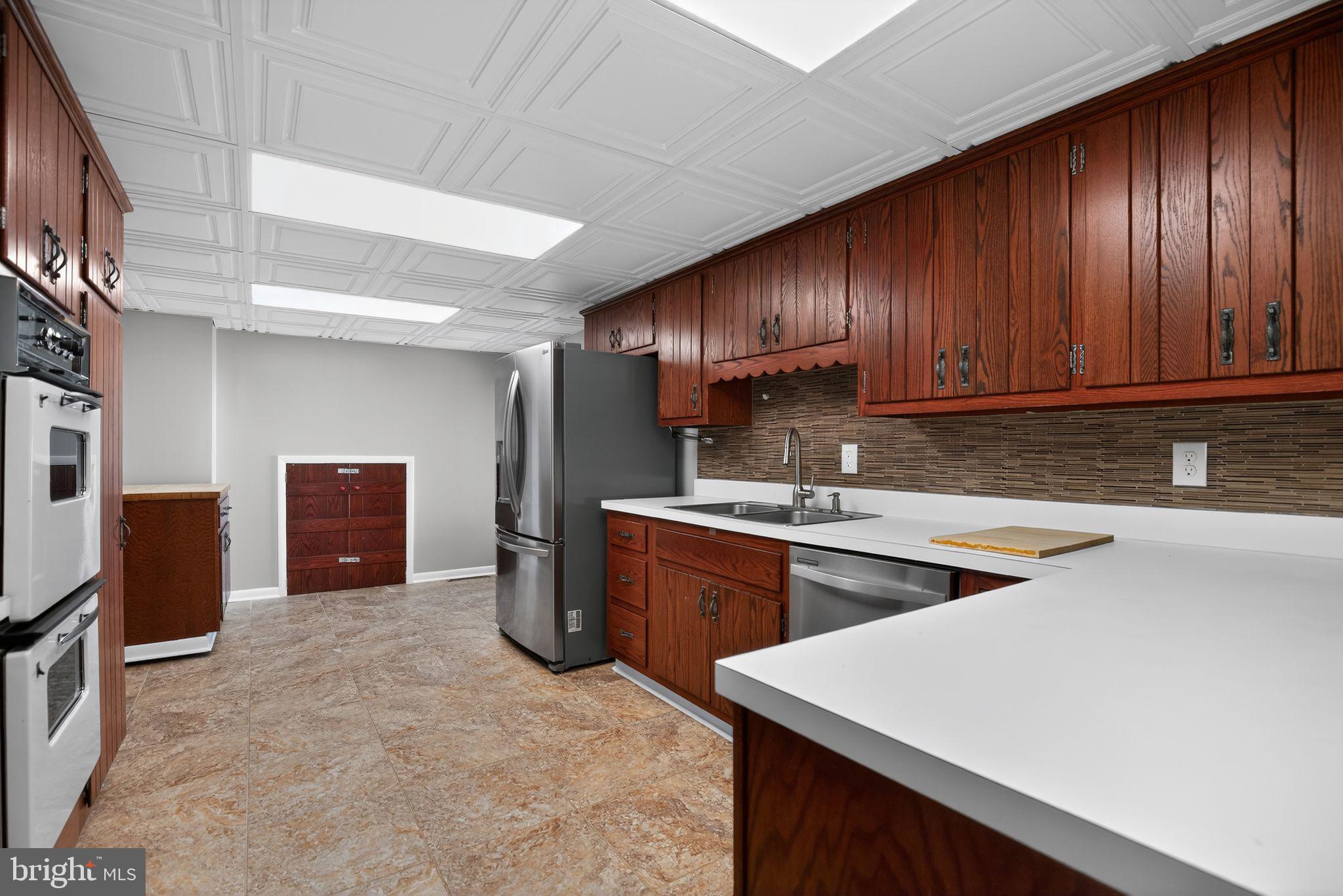 40855 Spring House Lane Leonardtown, MD 20650 - Photo 20 of 78 Main kitchen