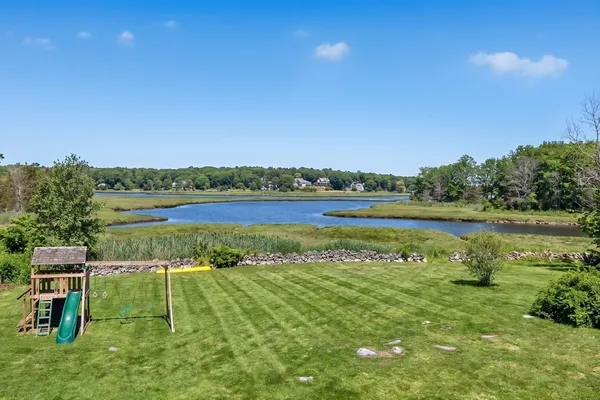 $4,489,000 | 392 South Main Street, Cohasset, MA 02025