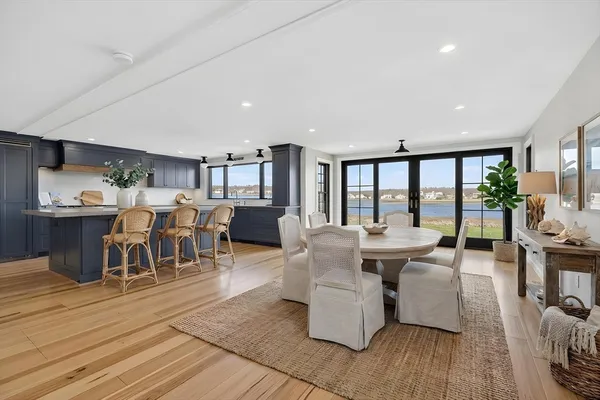 $4,489,000 | 392 South Main Street, Cohasset, MA 02025