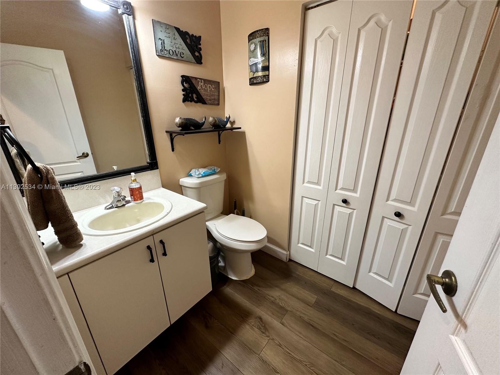 2324 Northeast 37th Terrace Homestead, FL 33033 - Photo 13 of 20