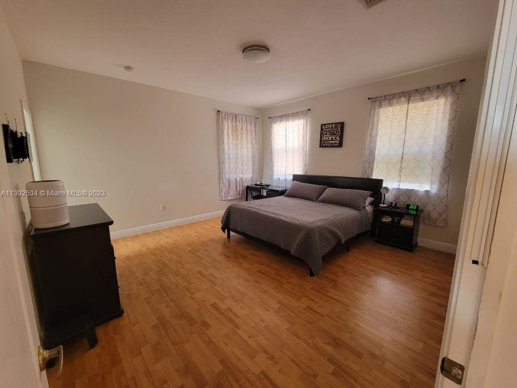 2324 Northeast 37th Terrace Homestead, FL 33033 - Photo 19 of 20