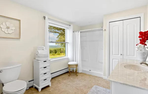 $1,048,000 | 152 Evans Road, Barnstead, NH 03218