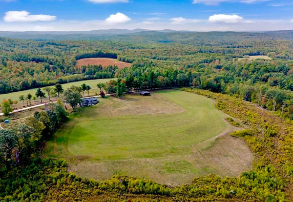 $1,048,000 | 152 Evans Road, Barnstead, NH 03218