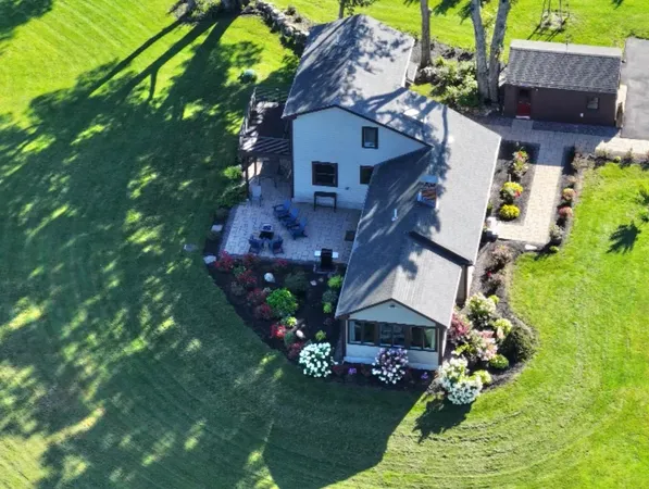 $1,048,000 | 152 Evans Road, Barnstead, NH 03218