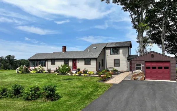$1,048,000 | 152 Evans Road, Barnstead, NH 03218