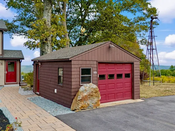 $1,048,000 | 152 Evans Road, Barnstead, NH 03218